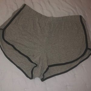 Grey live live dream size xl shorts